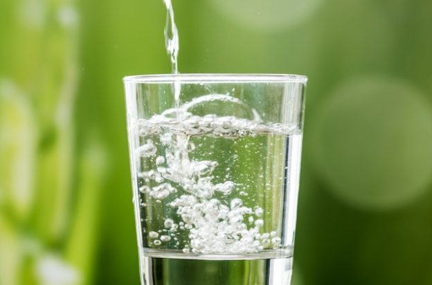 बिन पानी सब सून - पानी से ही ठीक हो सकती हैं कई बीमारियाँ