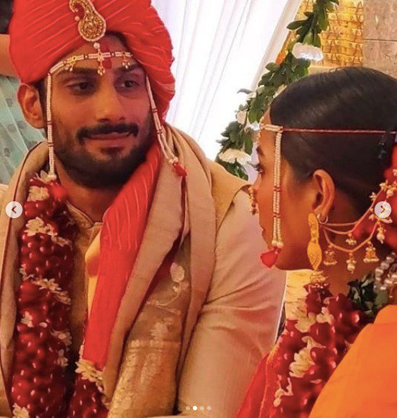 Prateik Babbar And Sanya Sagar wedding