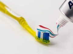 toothbrush-toothpaste-dental-care-clean